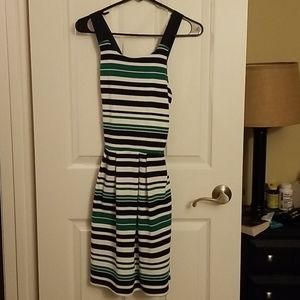 Criss cross back dress. Euc
